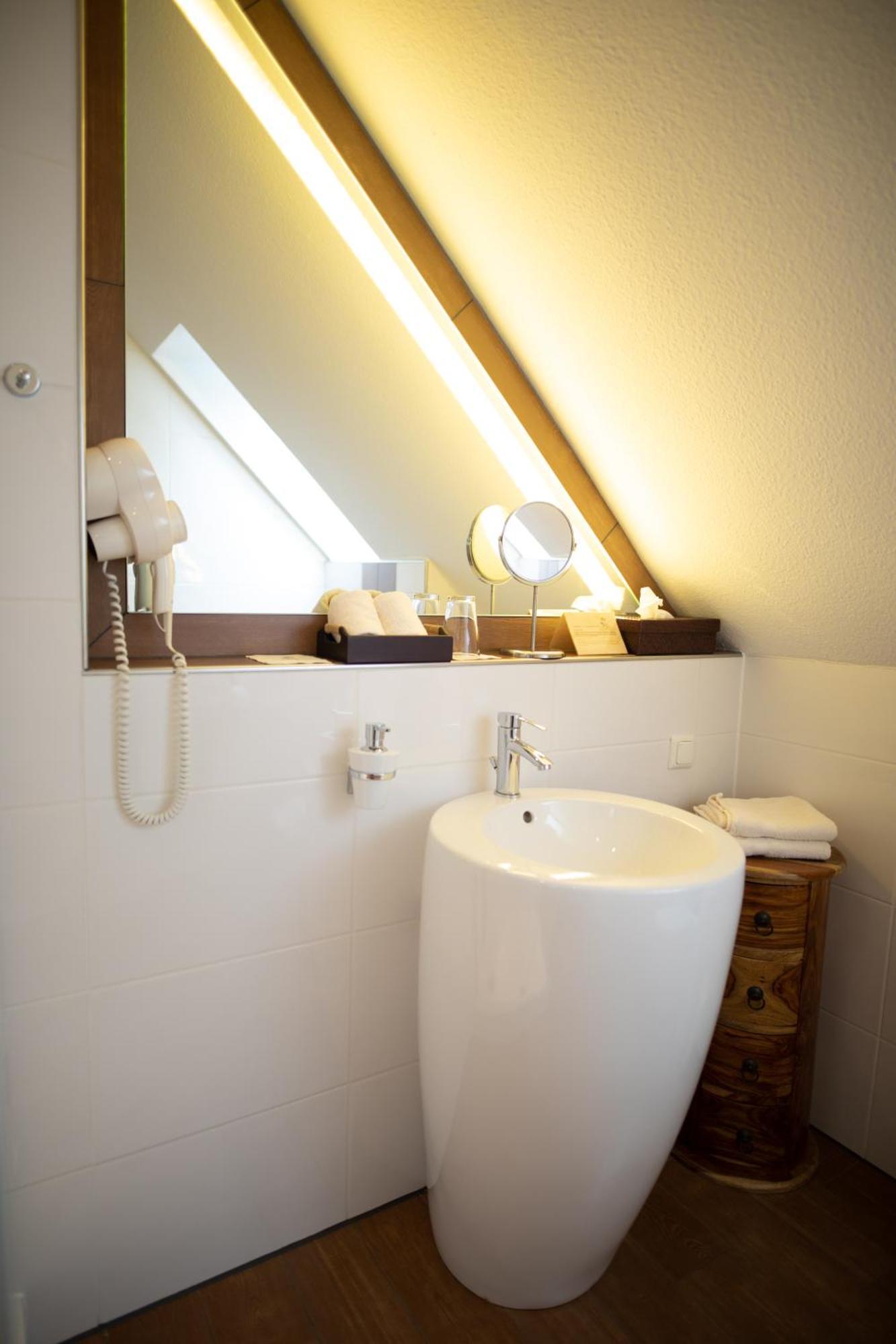 Vier Jahreszeiten Rooms Husum  외부 사진
