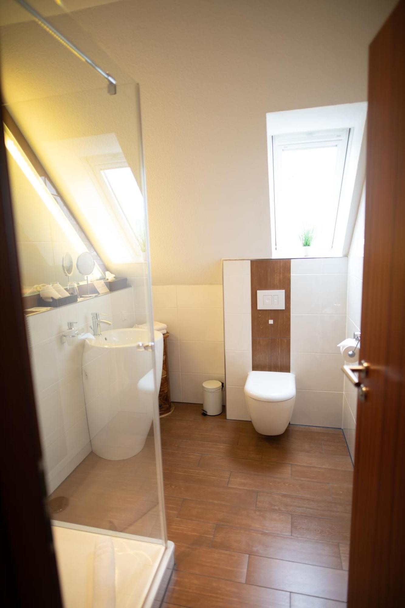 Vier Jahreszeiten Rooms Husum  외부 사진